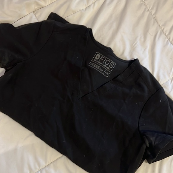 Scrub top - Picture 2 of 2